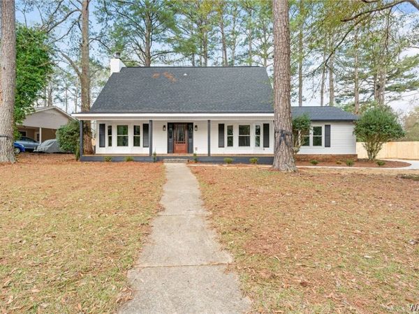 728 Jennifer Drive E, Tuscaloosa, AL 35404