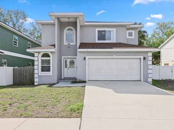 3116 W HARTNETT AVENUE, TAMPA, FL 33611