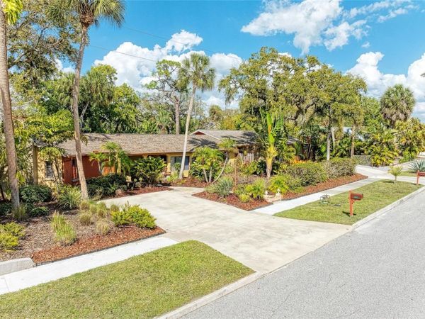 941 VIRGINIA DRIVE, SARASOTA, FL 34234