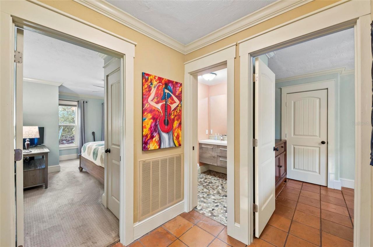 941 Virginia Drive, Sarasota, FL 34234 Photo