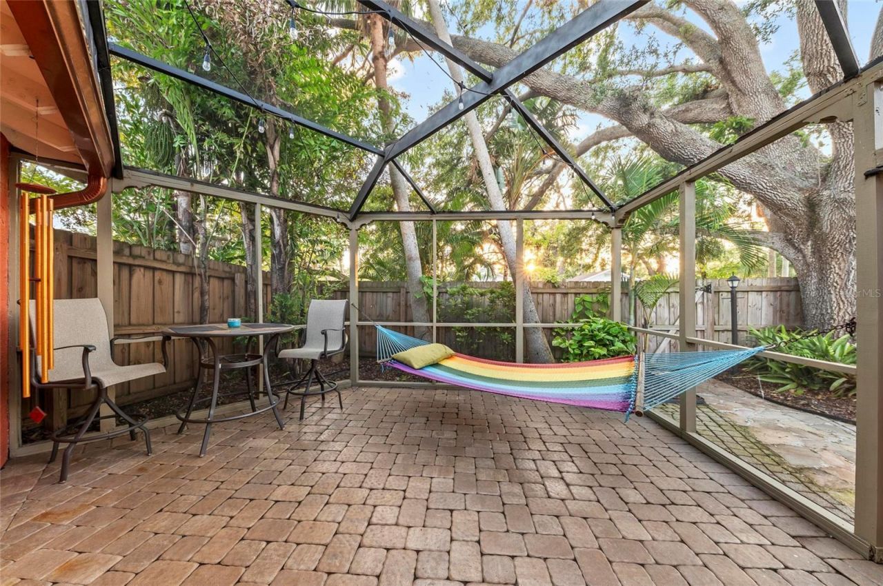 941 Virginia Drive, Sarasota, FL 34234 Photo