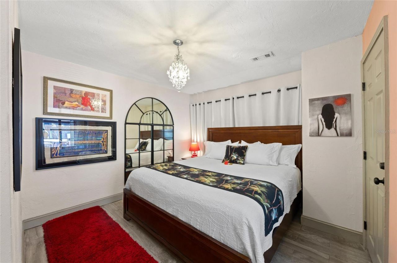 941 Virginia Drive, Sarasota, FL 34234 Photo