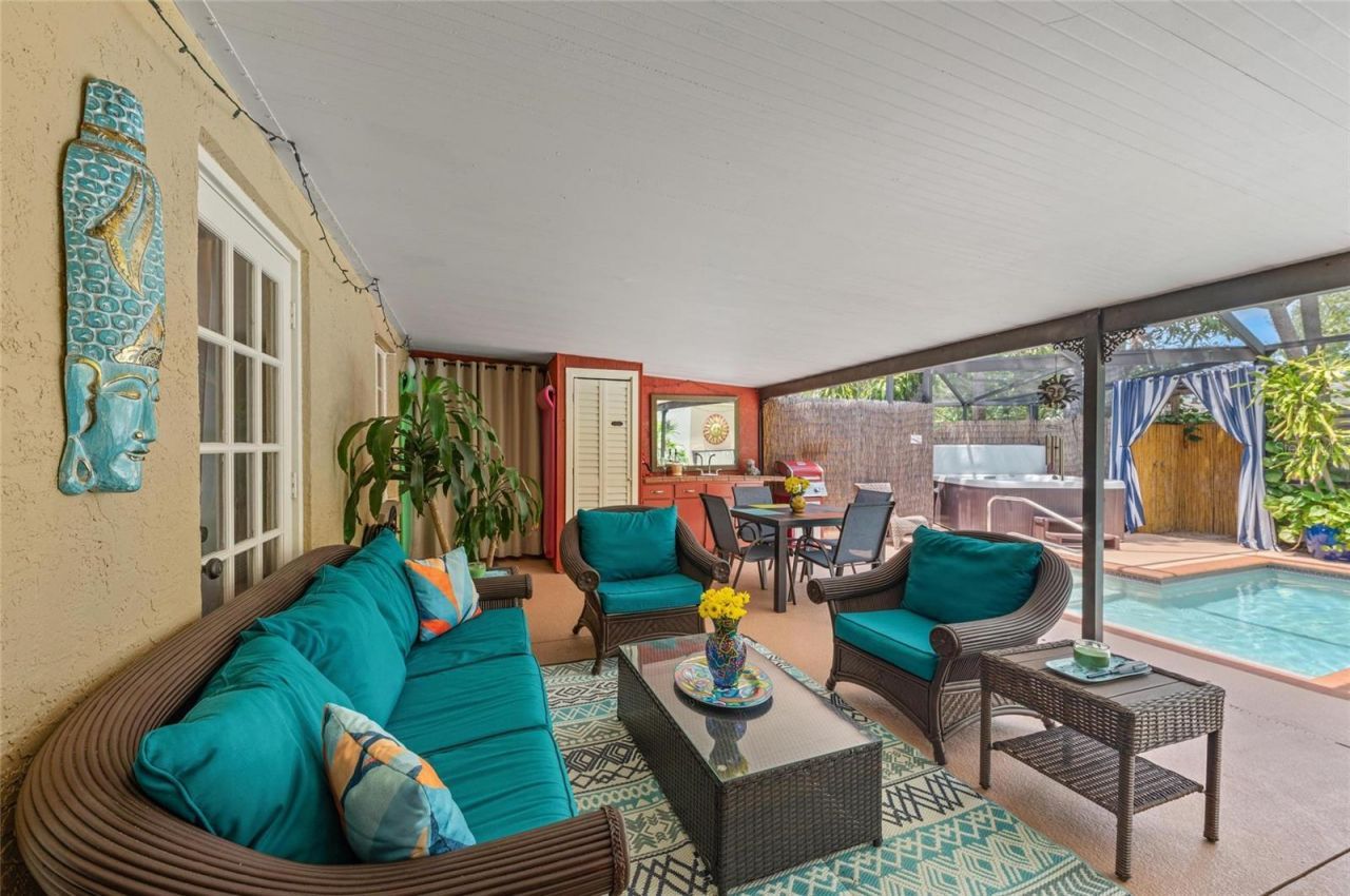 941 Virginia Drive, Sarasota, FL 34234 Photo