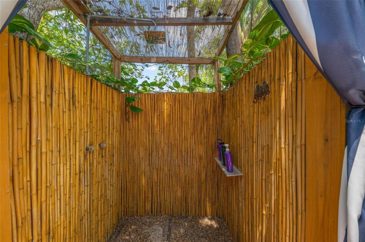 941 Virginia Drive, Sarasota, FL 34234 Photo