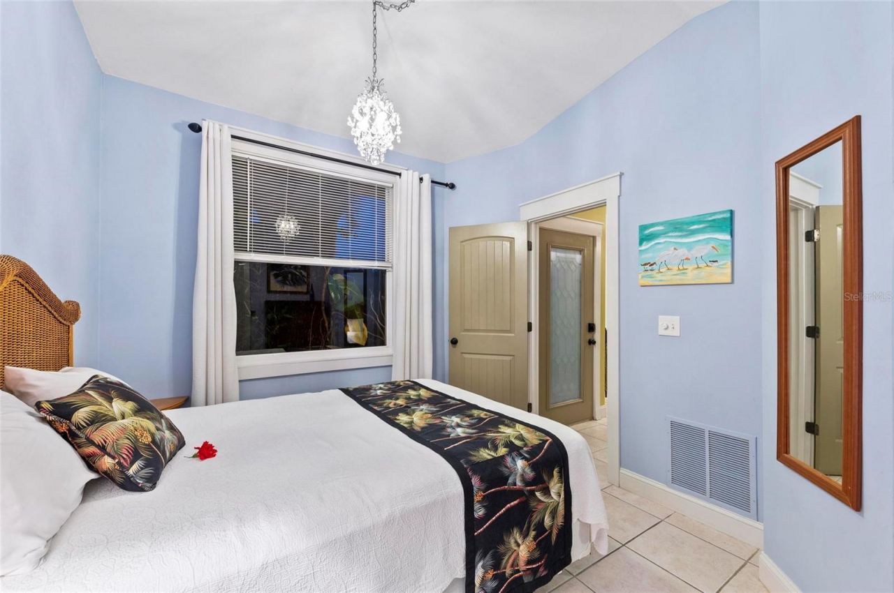 941 Virginia Drive, Sarasota, FL 34234 Photo