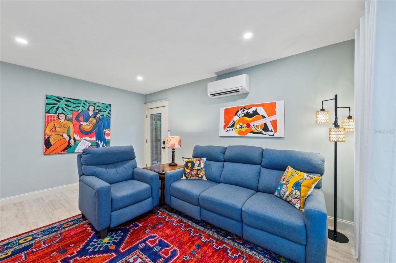 941 Virginia Drive, Sarasota, FL 34234 Photo