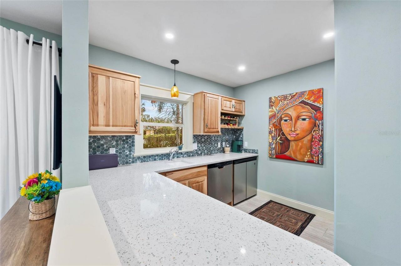 941 Virginia Drive, Sarasota, FL 34234 Photo