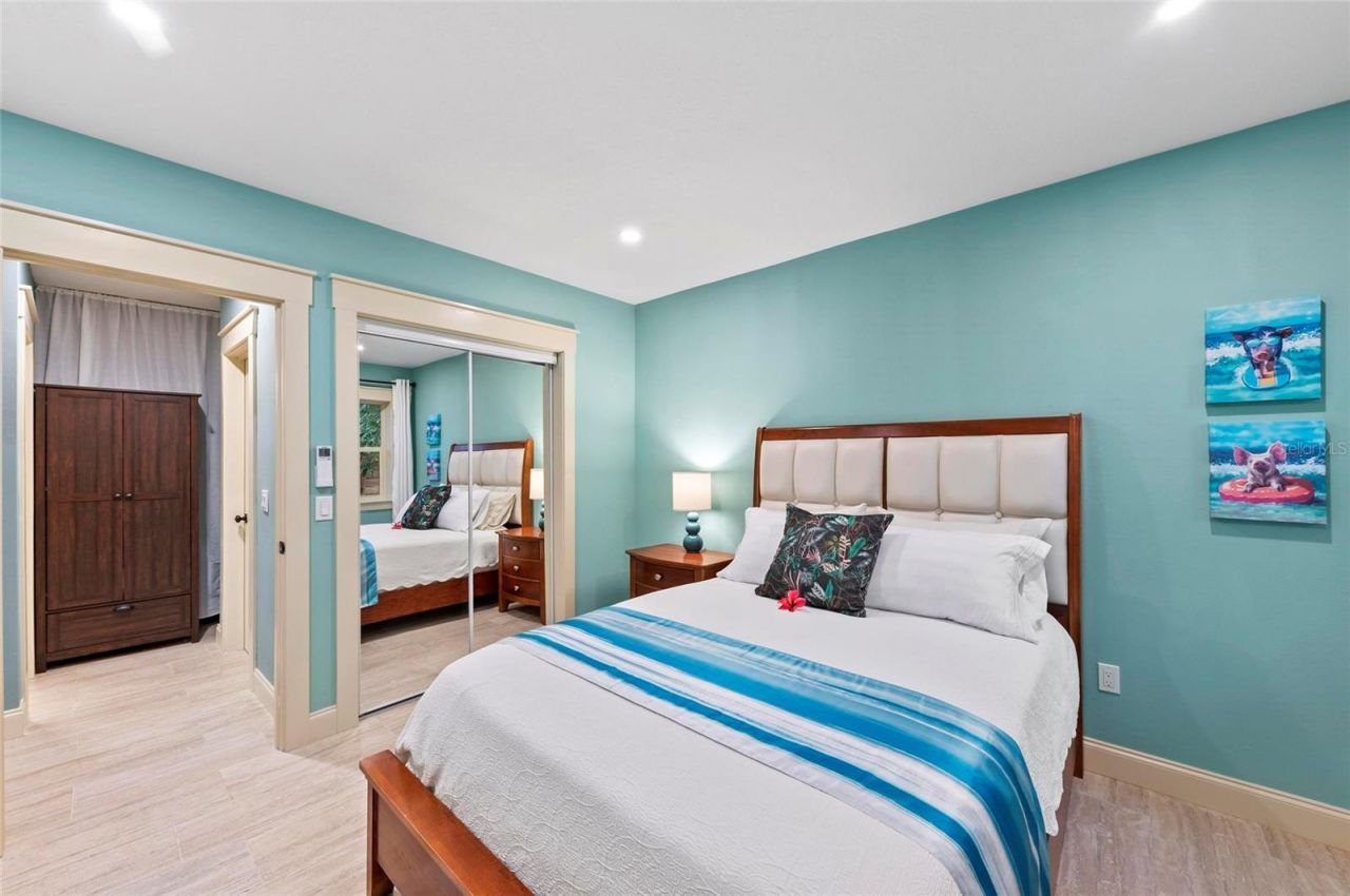 941 Virginia Drive, Sarasota, FL 34234 Photo