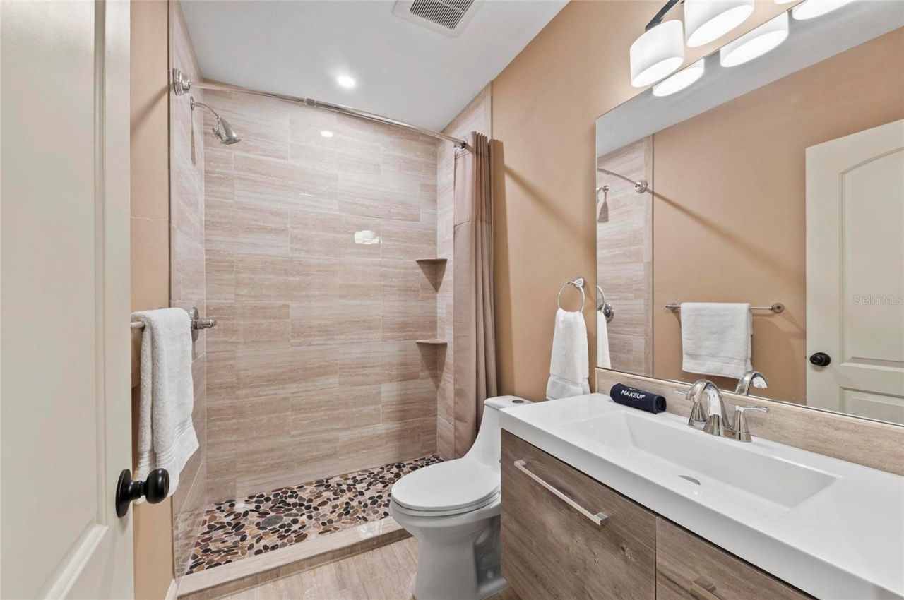 941 Virginia Drive, Sarasota, FL 34234 Photo