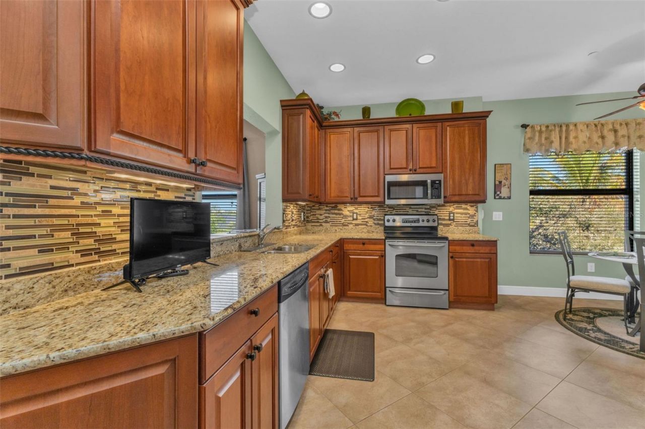 24329 Baltic Avenue, Unit 204, Punta Gorda, FL 33955 Photo