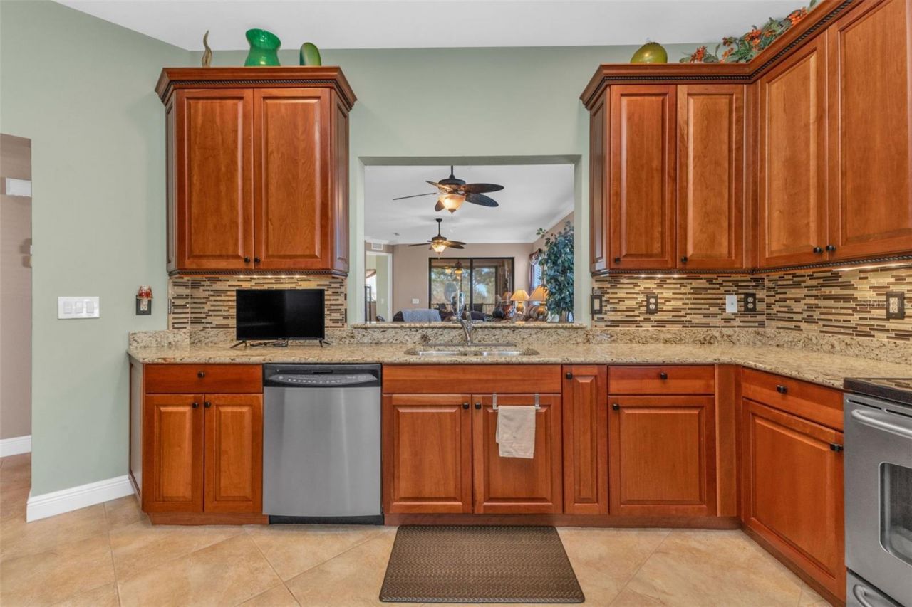 24329 Baltic Avenue, Unit 204, Punta Gorda, FL 33955 Photo