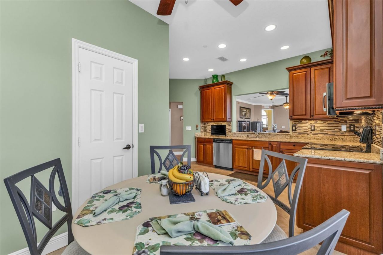 24329 Baltic Avenue, Unit 204, Punta Gorda, FL 33955 Photo