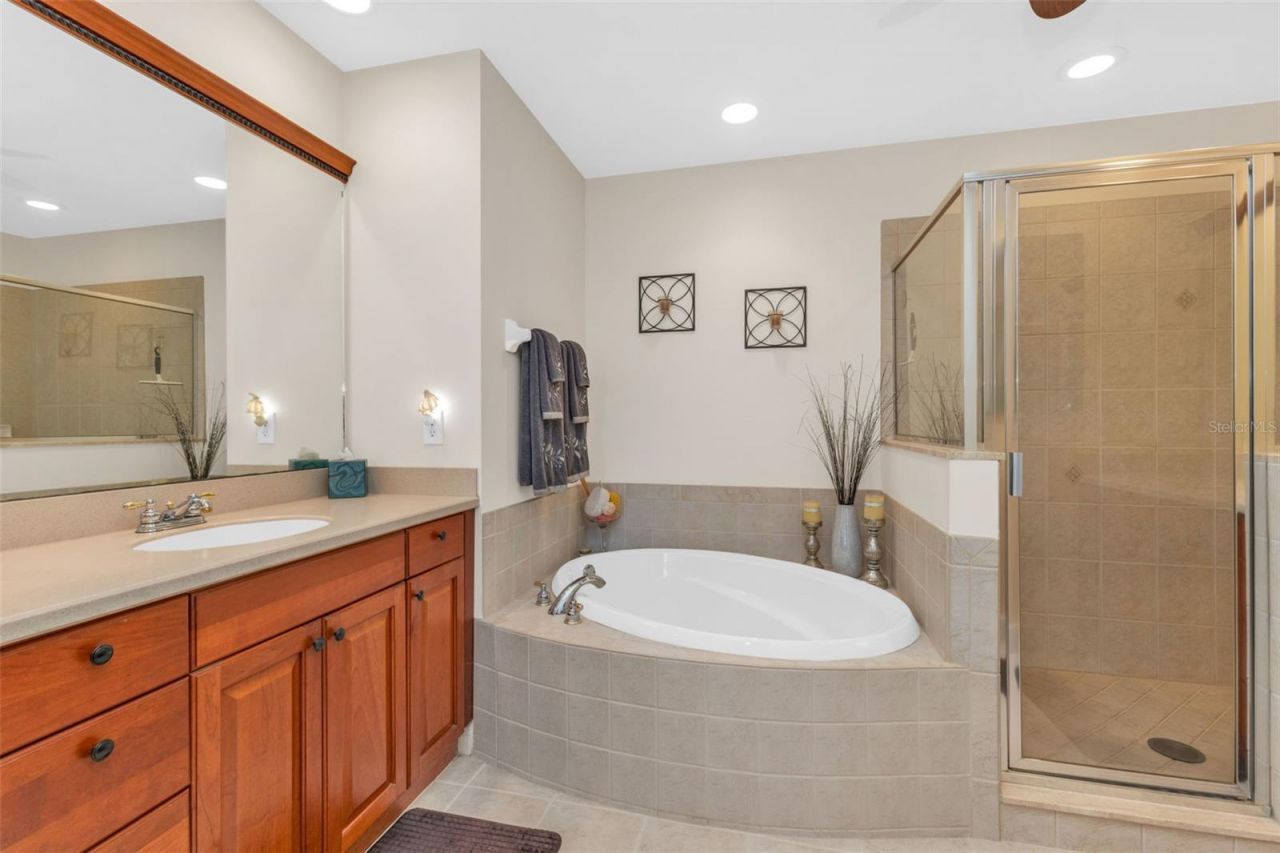 24329 Baltic Avenue, Unit 204, Punta Gorda, FL 33955 Photo