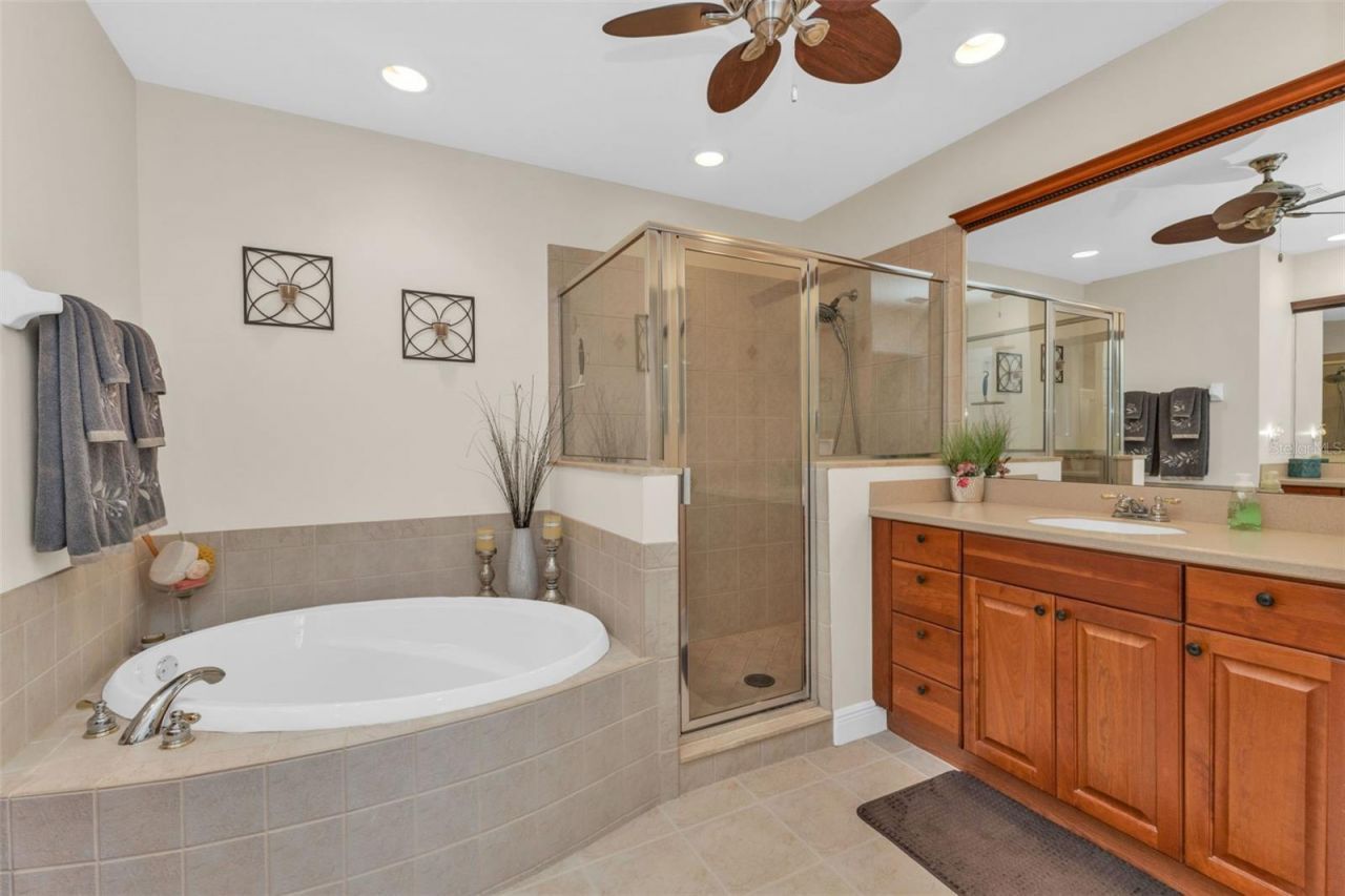 24329 Baltic Avenue, Unit 204, Punta Gorda, FL 33955 Photo