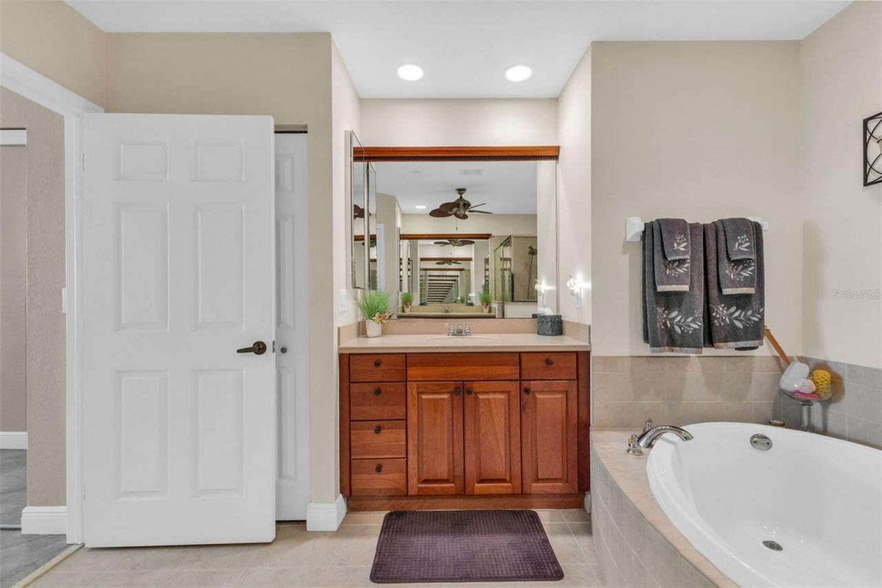 24329 Baltic Avenue, Unit 204, Punta Gorda, FL 33955 Photo