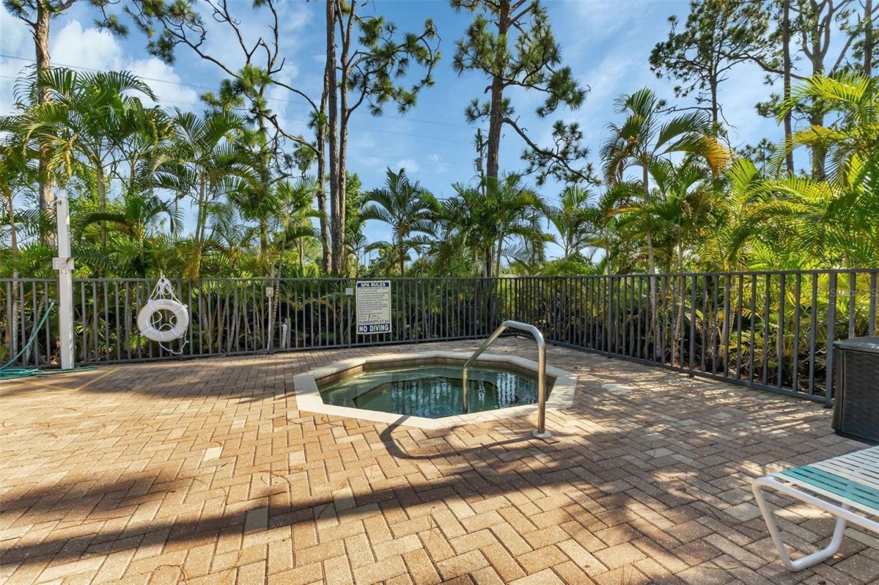 24329 Baltic Avenue, Unit 204, Punta Gorda, FL 33955 Photo