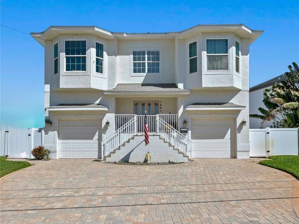 1867 BAYOU GRANDE BOULEVARD NE, ST PETERSBURG, FL 33703