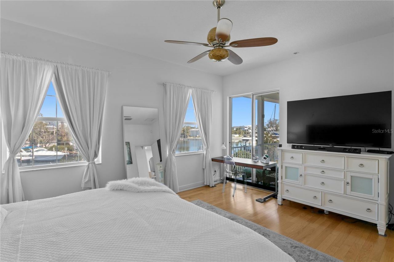 1867 Bayou Grande Boulevard Ne, Saint Petersburg, FL 33703 Photo