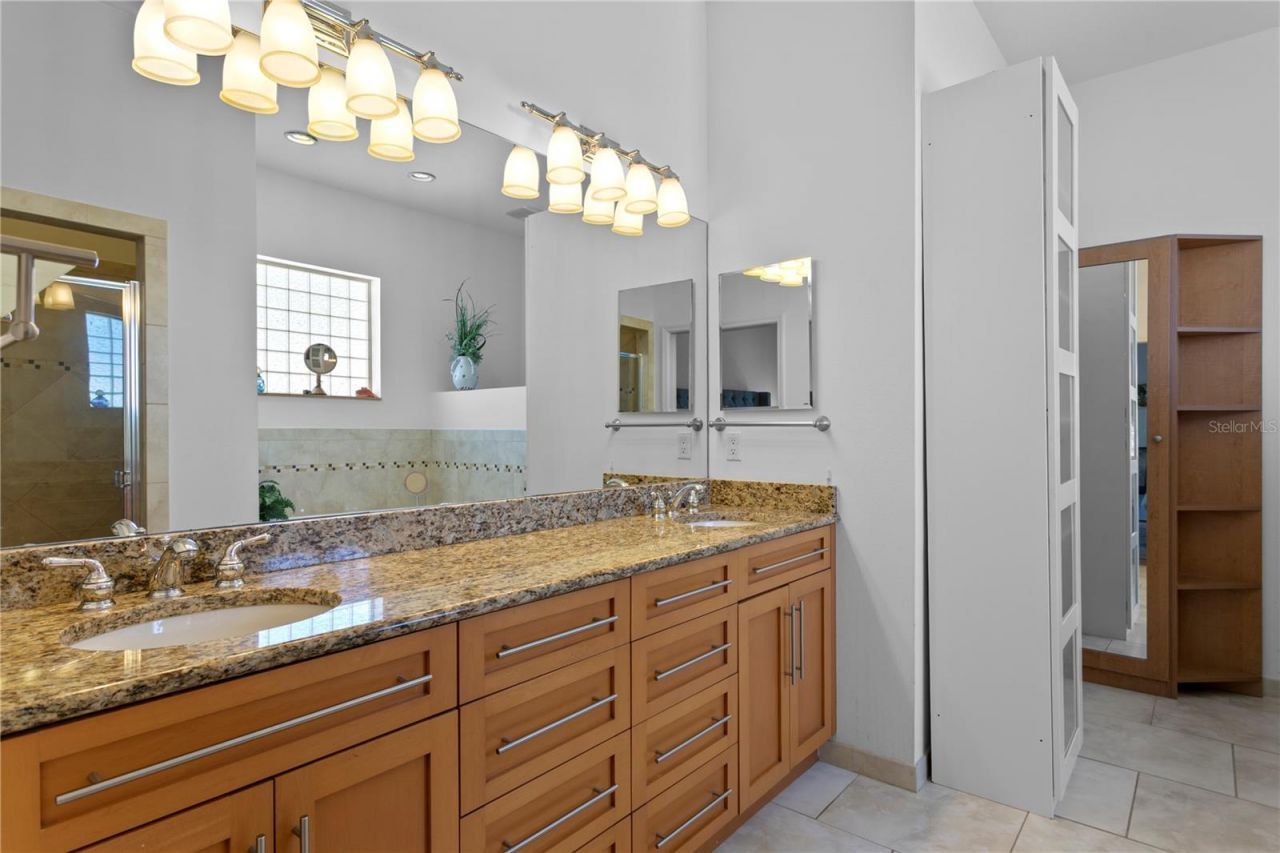 1867 Bayou Grande Boulevard Ne, Saint Petersburg, FL 33703 Photo