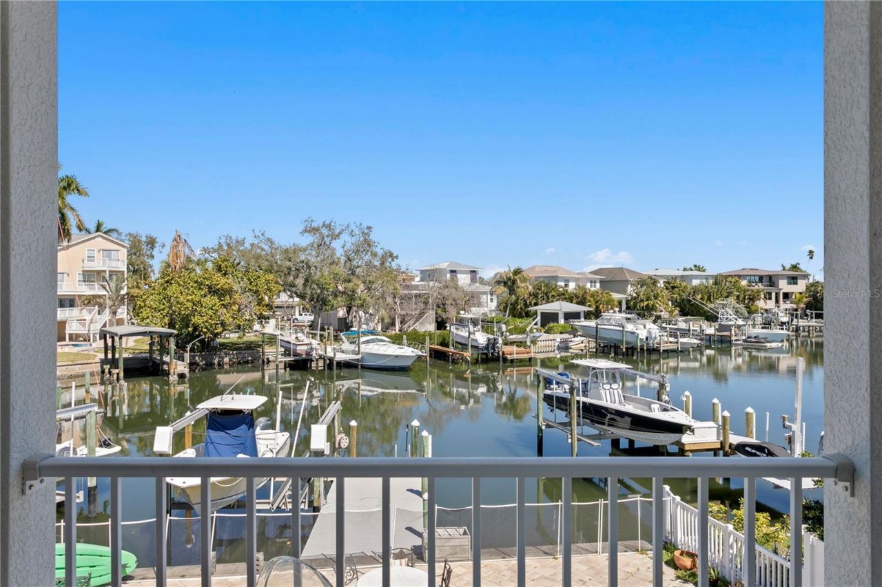 1867 Bayou Grande Boulevard Ne, Saint Petersburg, FL 33703 Photo