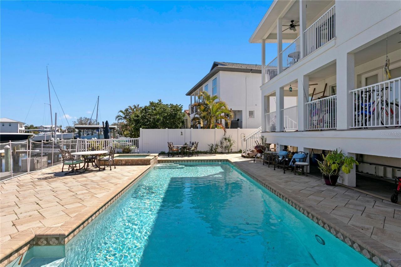 1867 Bayou Grande Boulevard Ne, Saint Petersburg, FL 33703 Photo