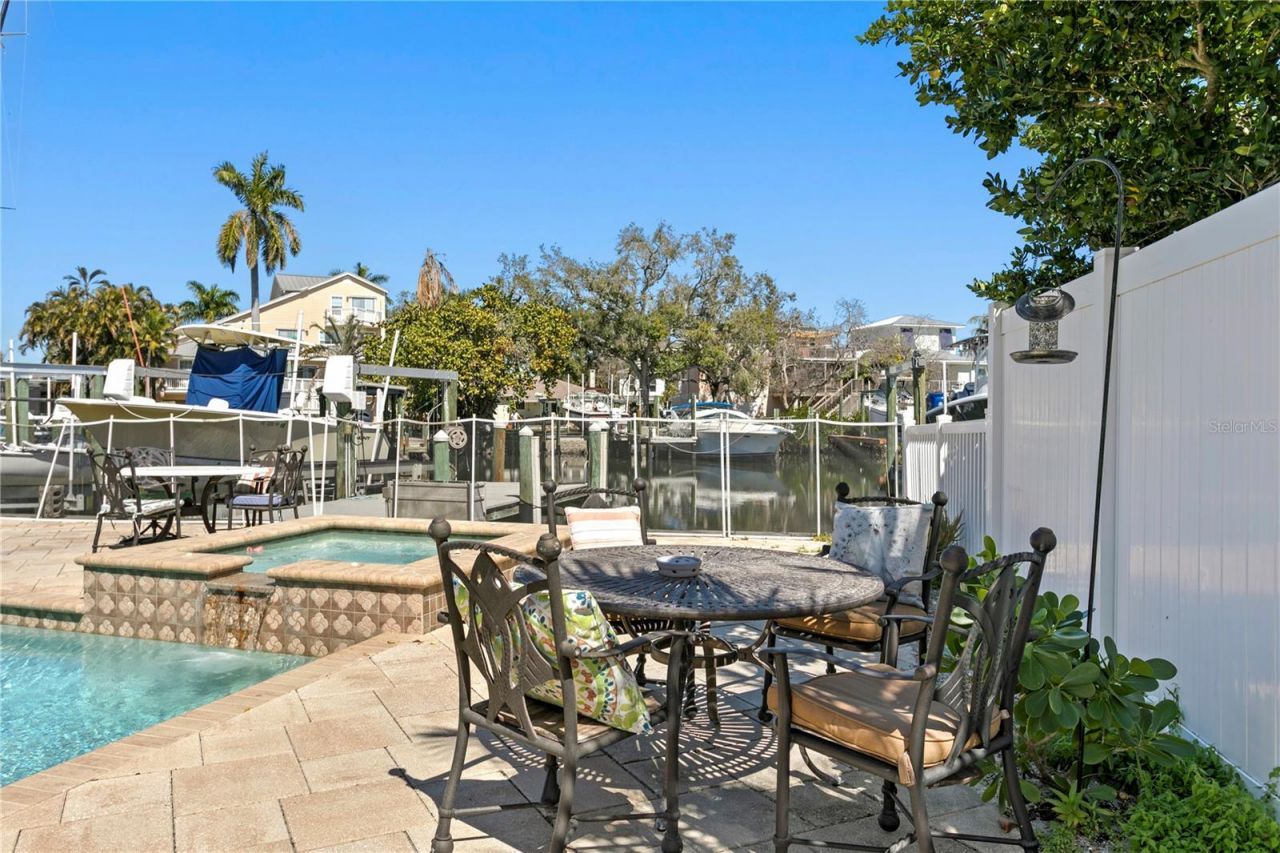 1867 Bayou Grande Boulevard Ne, Saint Petersburg, FL 33703 Photo