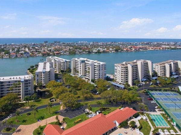 7932 SAILBOAT KEY BOULEVARD S, Unit 806, SOUTH PASADENA, FL 33707