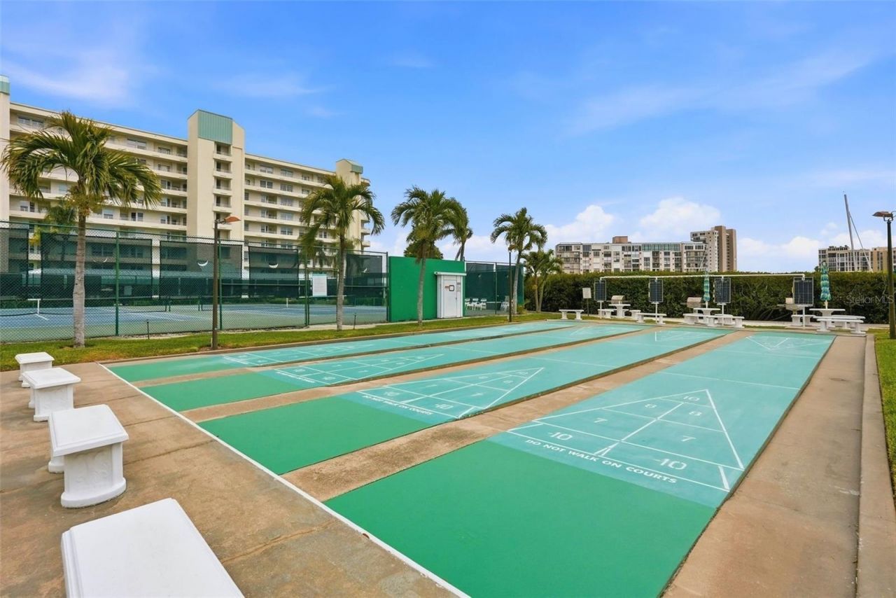 7932 Sailboat Key Boulevard S, Unit 806, South Pasadena, FL 33707 Photo