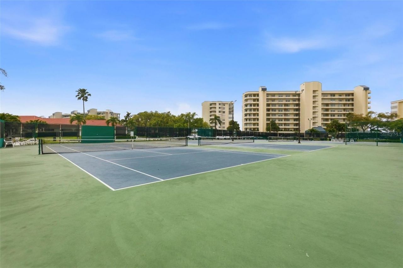 7932 Sailboat Key Boulevard S, Unit 806, South Pasadena, FL 33707 Photo