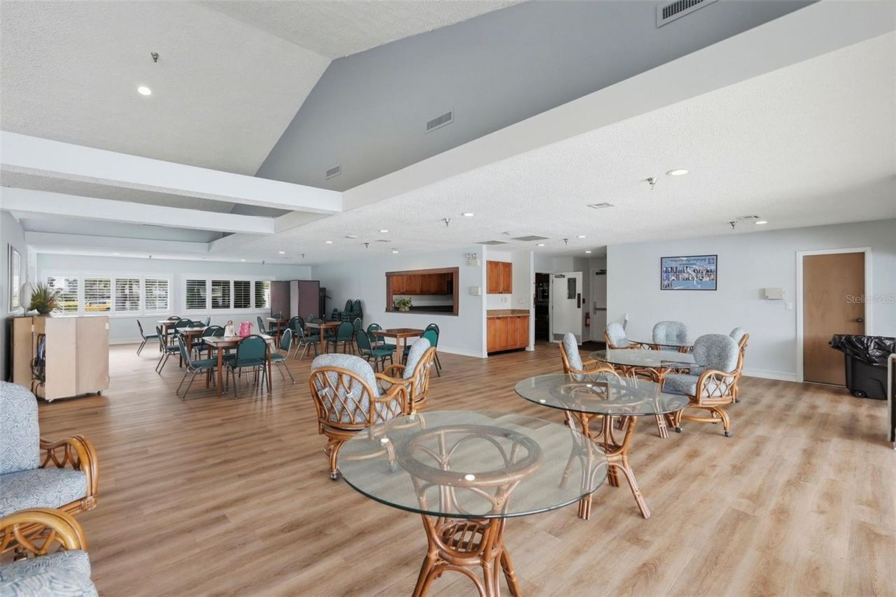 7932 Sailboat Key Boulevard S, Unit 806, South Pasadena, FL 33707 Photo