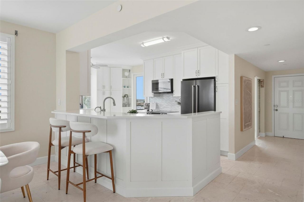 7932 Sailboat Key Boulevard S, Unit 806, South Pasadena, FL 33707 Photo