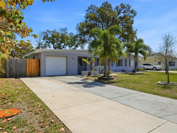 6535 10TH STREET N, ST PETERSBURG, FL 33702