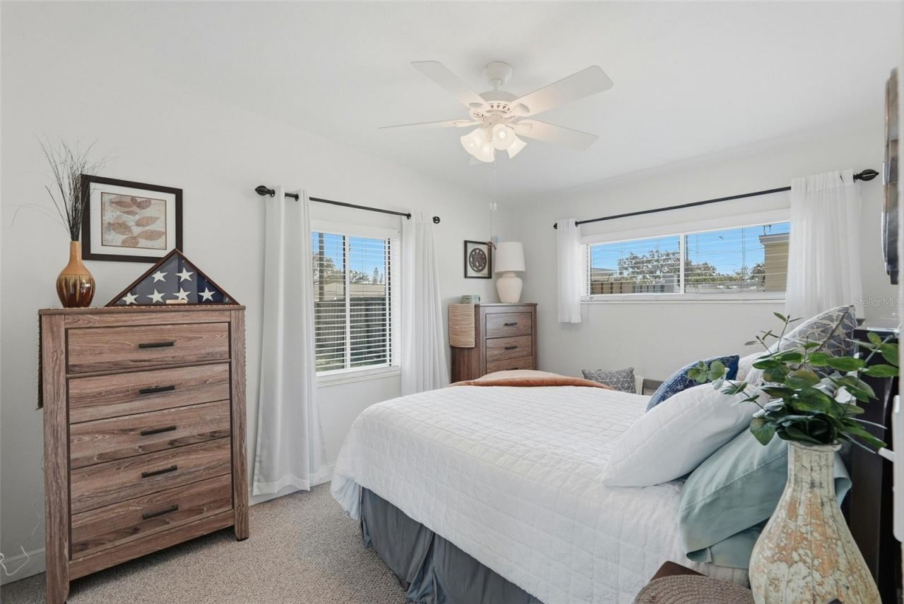 6535 10th Street N, Saint Petersburg, FL 33702 Photo