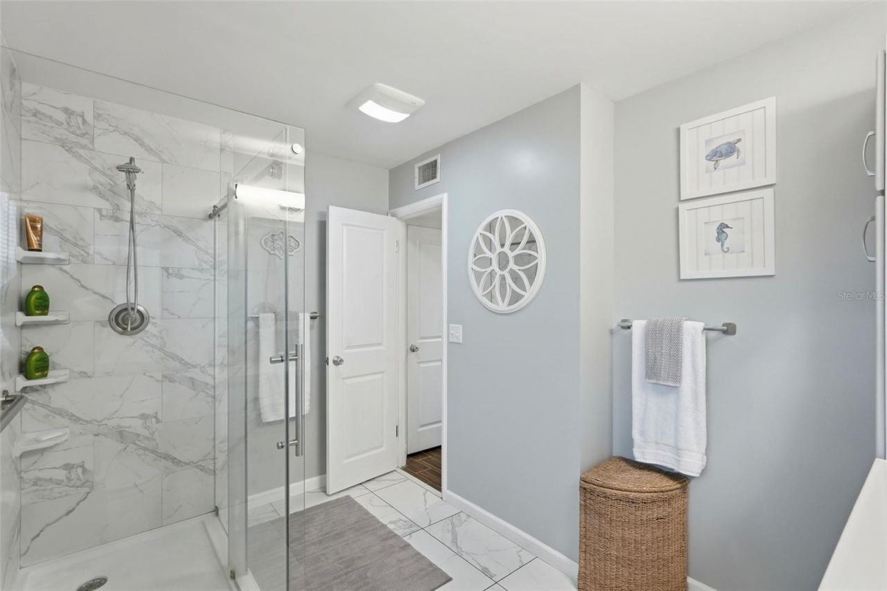 6535 10th Street N, Saint Petersburg, FL 33702 Photo