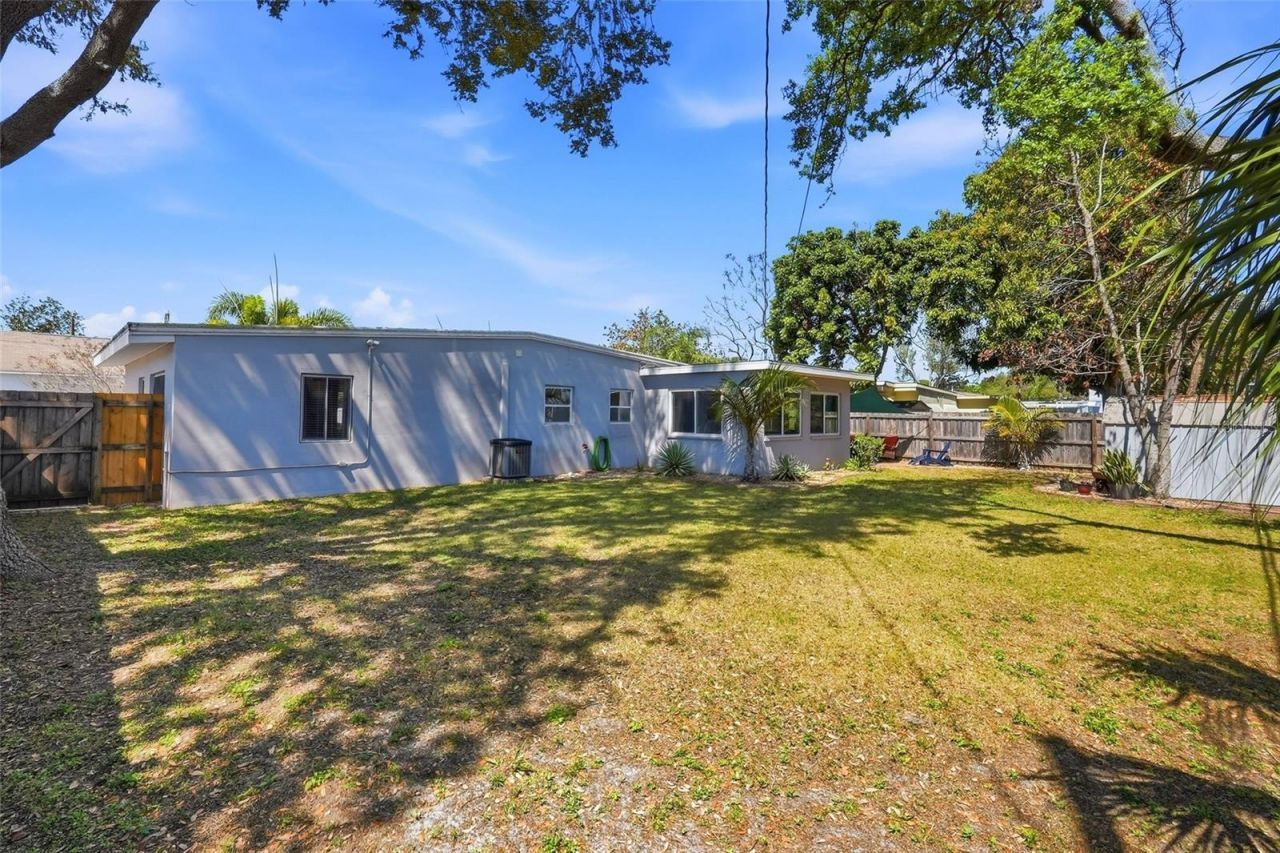 6535 10th Street N, Saint Petersburg, FL 33702 Photo