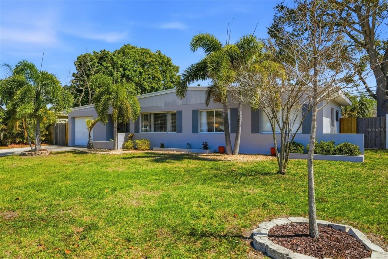 6535 10th Street N, Saint Petersburg, FL 33702 Photo