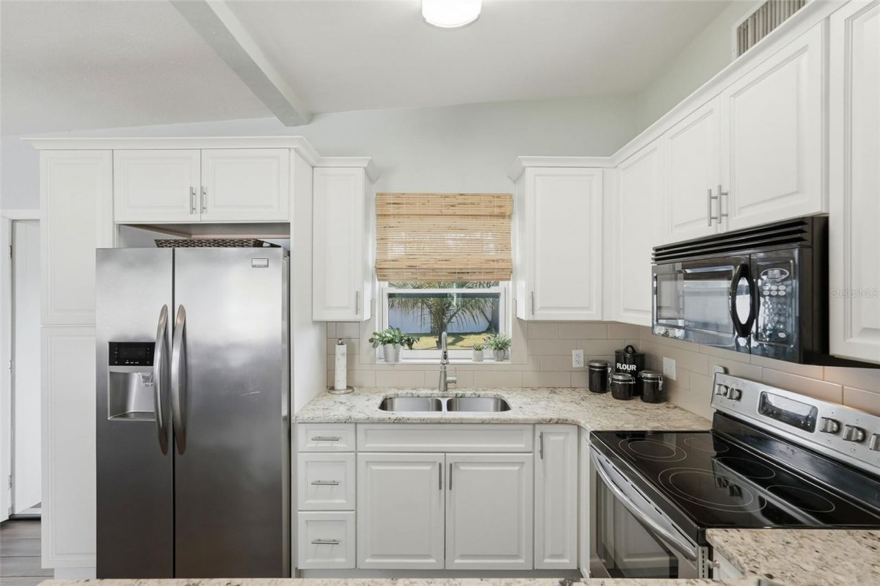 6535 10th Street N, Saint Petersburg, FL 33702 Photo