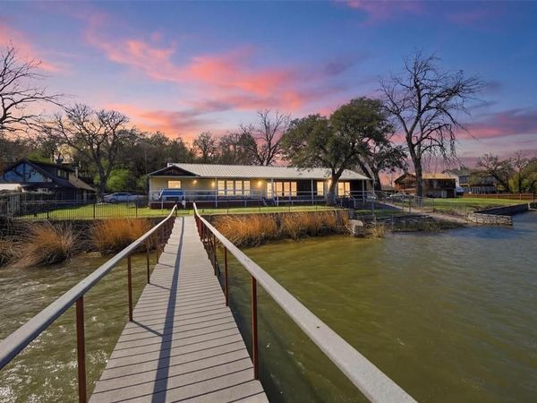 2404 Indian Cove Street, Fort Worth, TX 76108