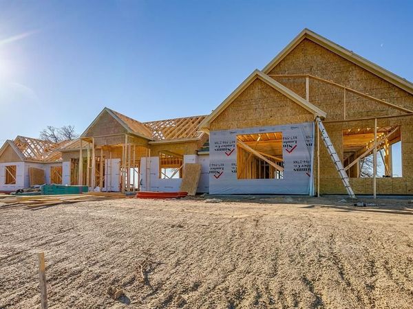 657 S Sugartree Drive , Lipan, TX 76462