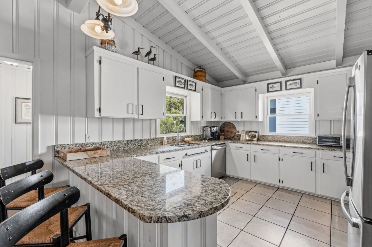 805 Parker Dr. Photo 12