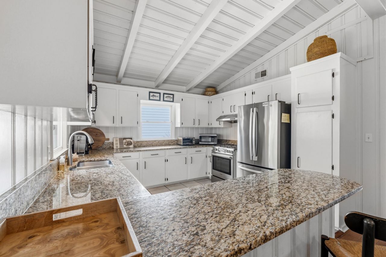 805 Parker Dr. Photo 13