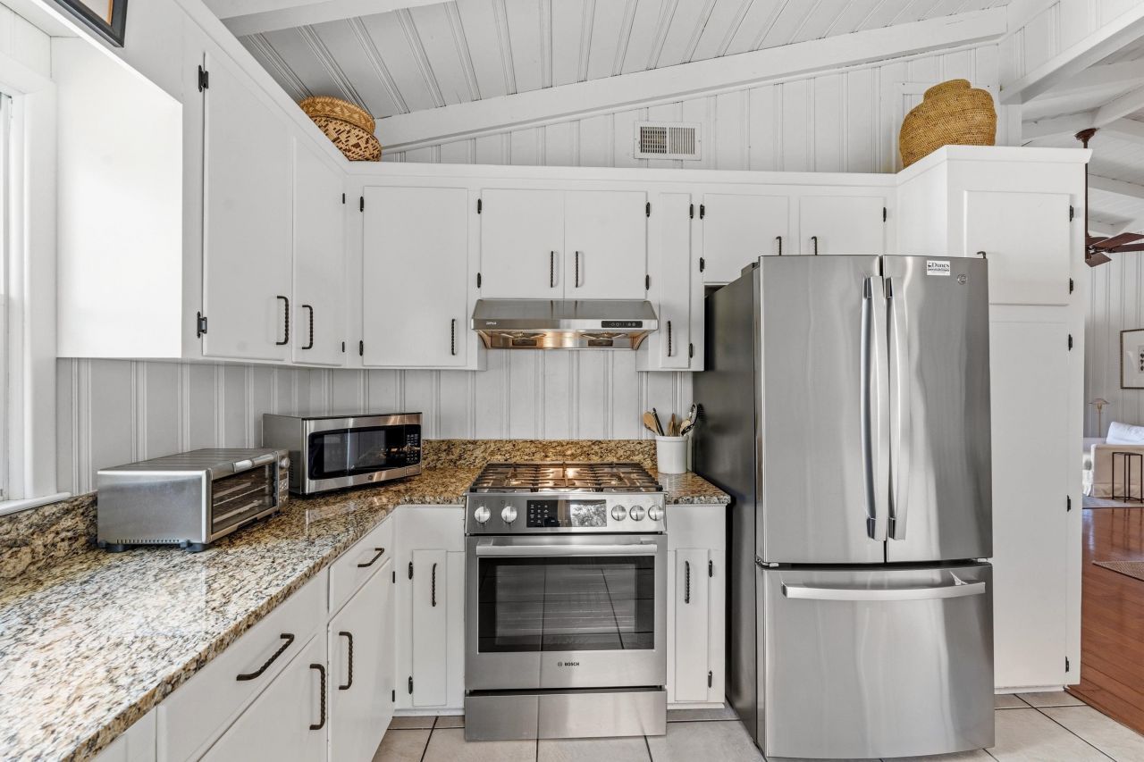 805 Parker Dr. Photo 15