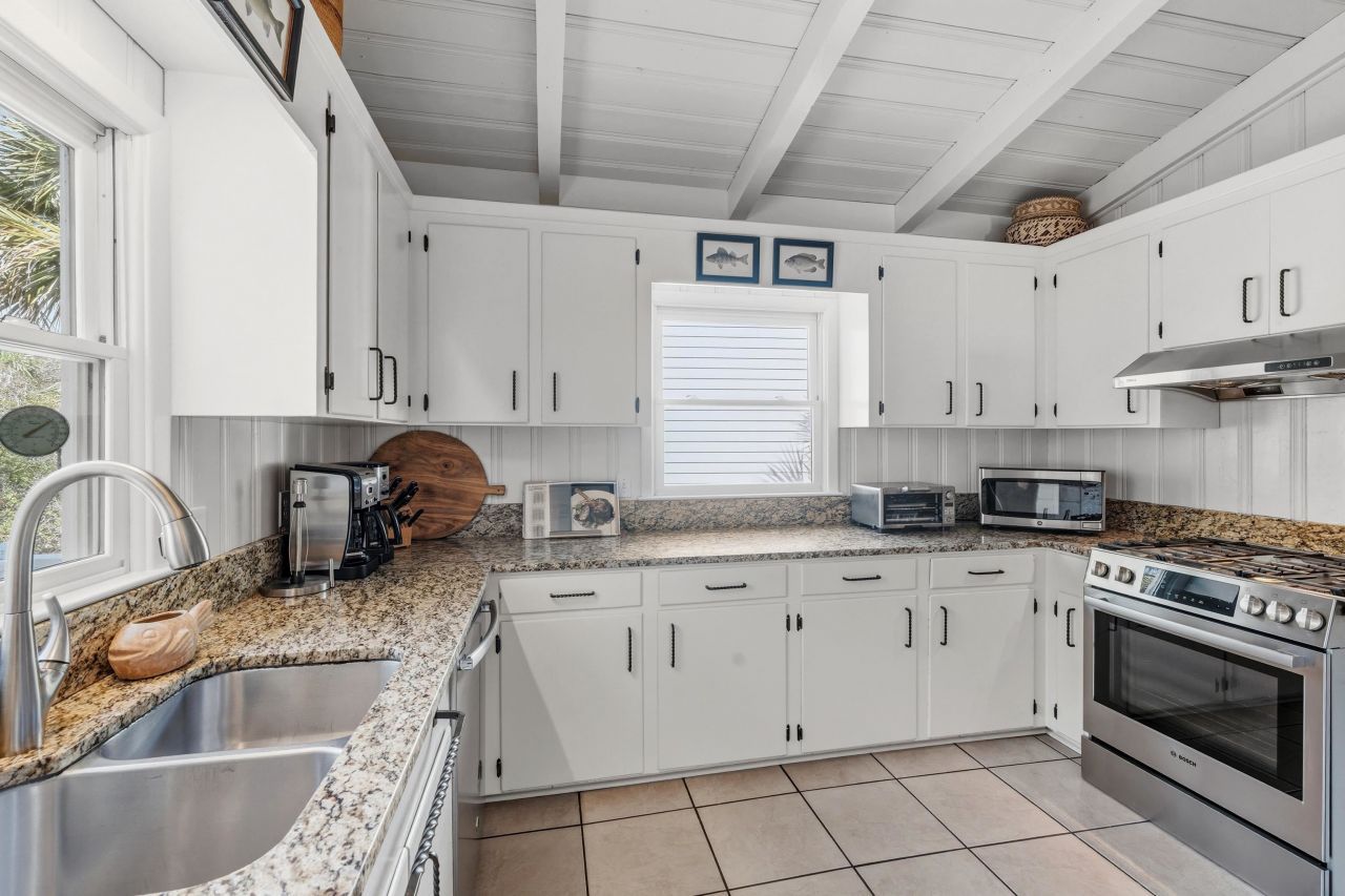 805 Parker Dr. Photo 16