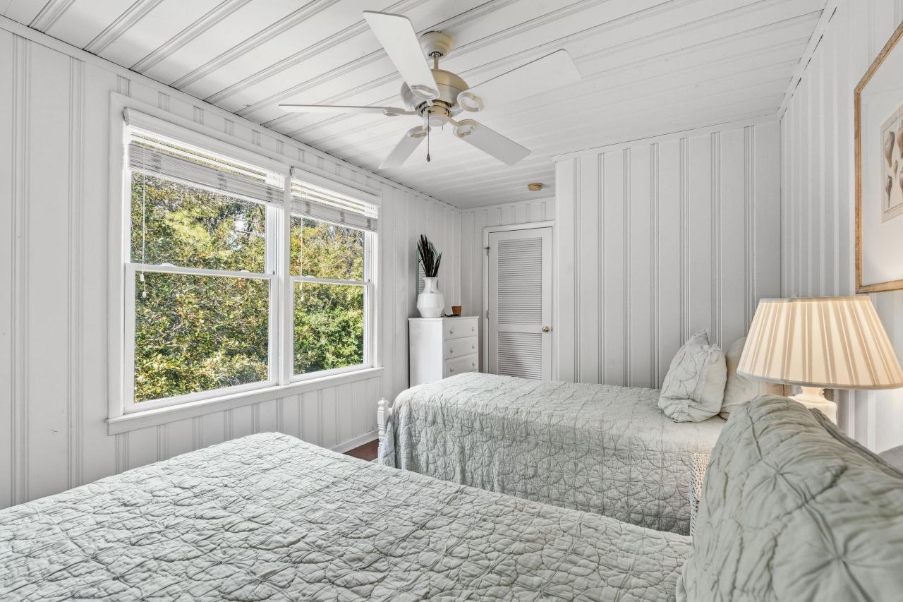 805 Parker Dr. Photo 28