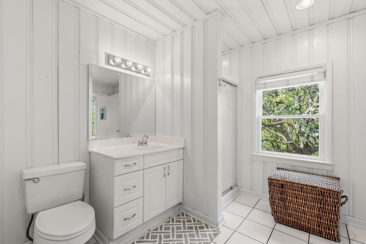 805 Parker Dr. Photo 29