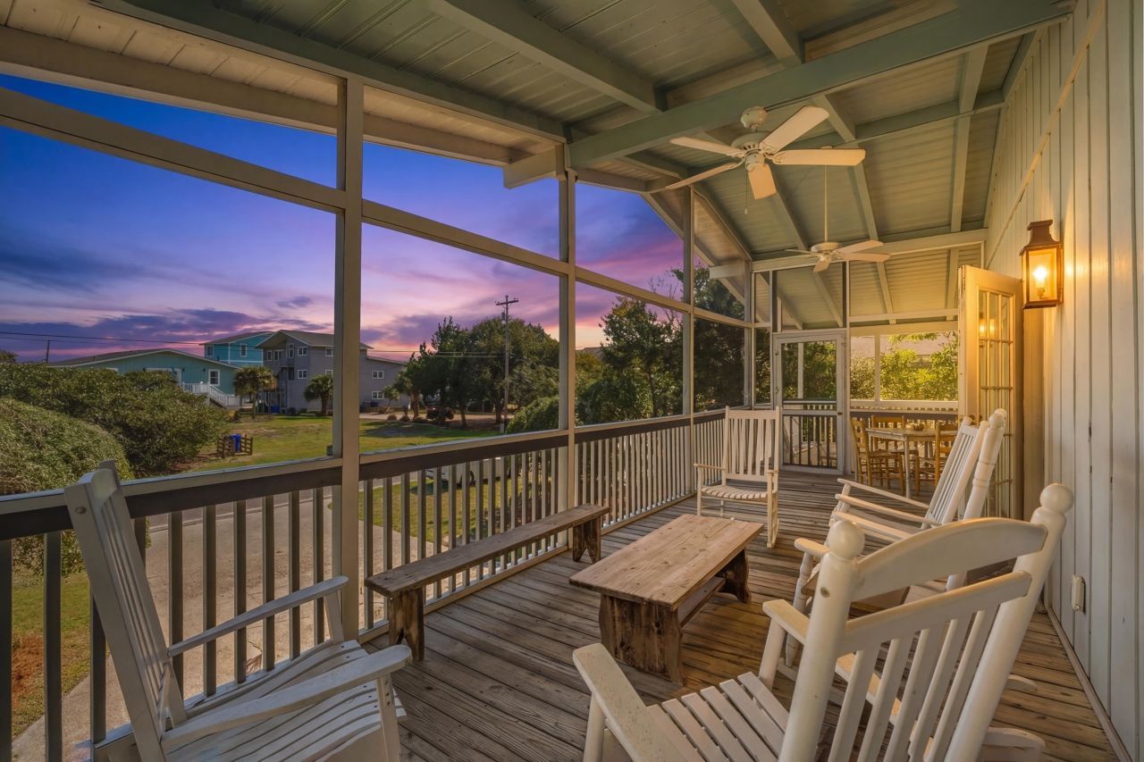 805 Parker Dr. Photo 3