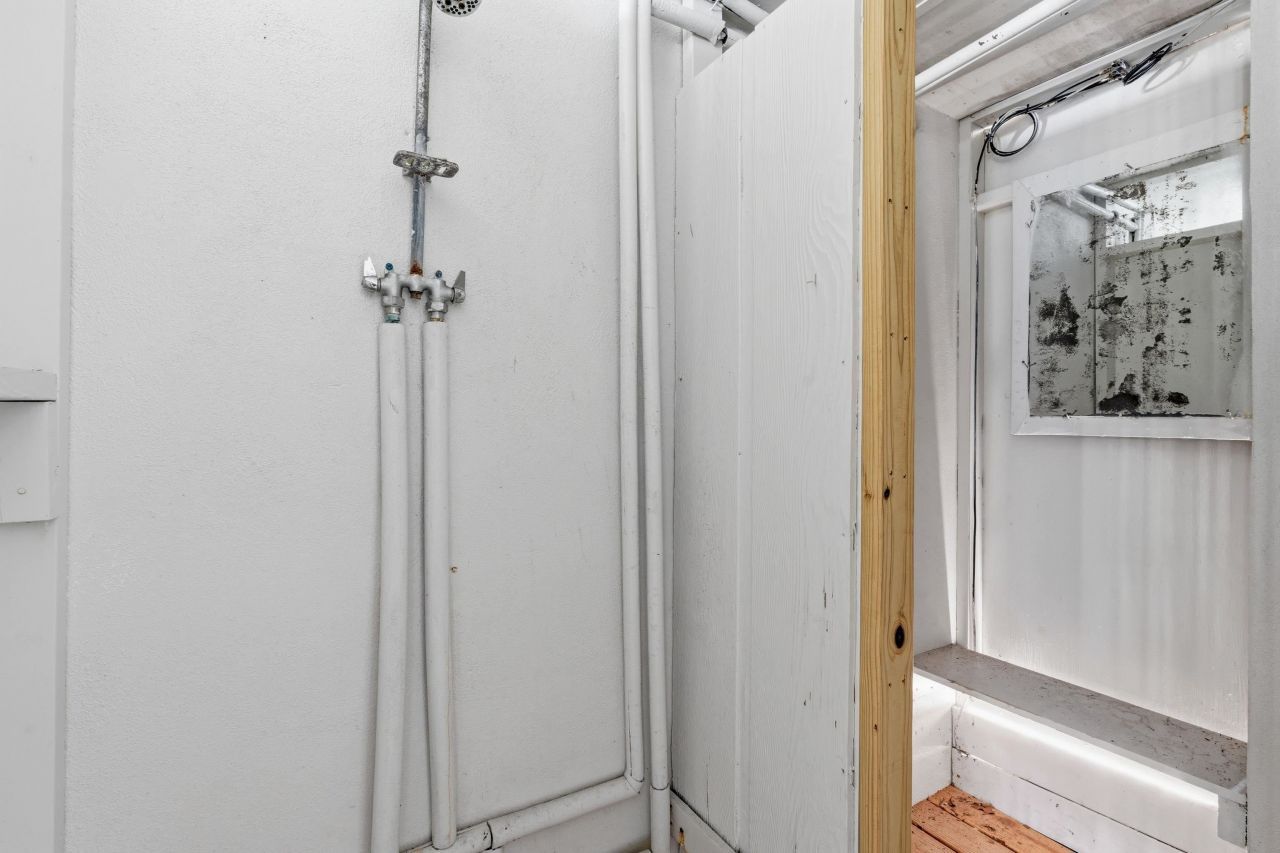 805 Parker Dr. Photo 46