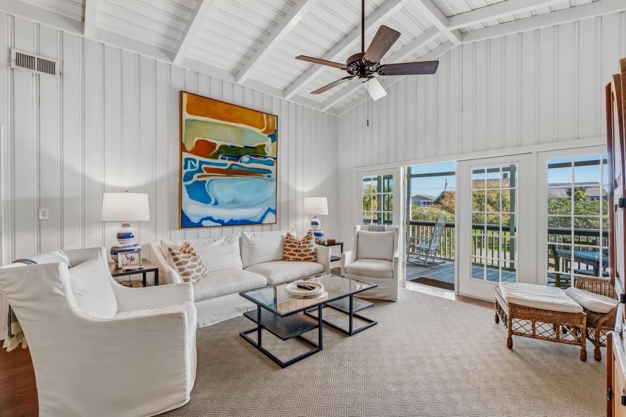 805 Parker Dr. Photo 6