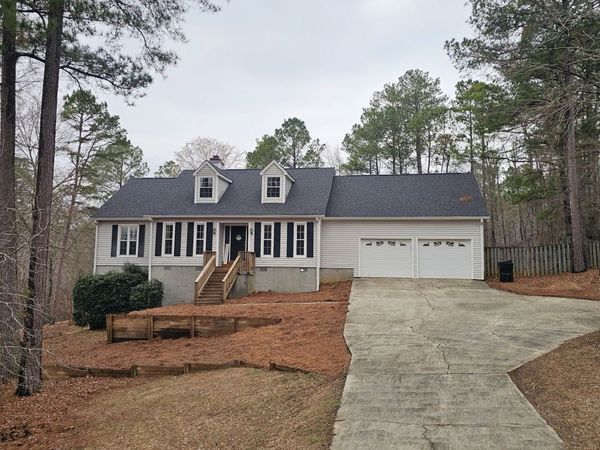 306 Lakeridge Court, Macon, GA 31211