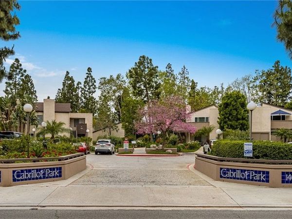 1380 Cabrillo Park, Unit G, Santa Ana, CA 92701